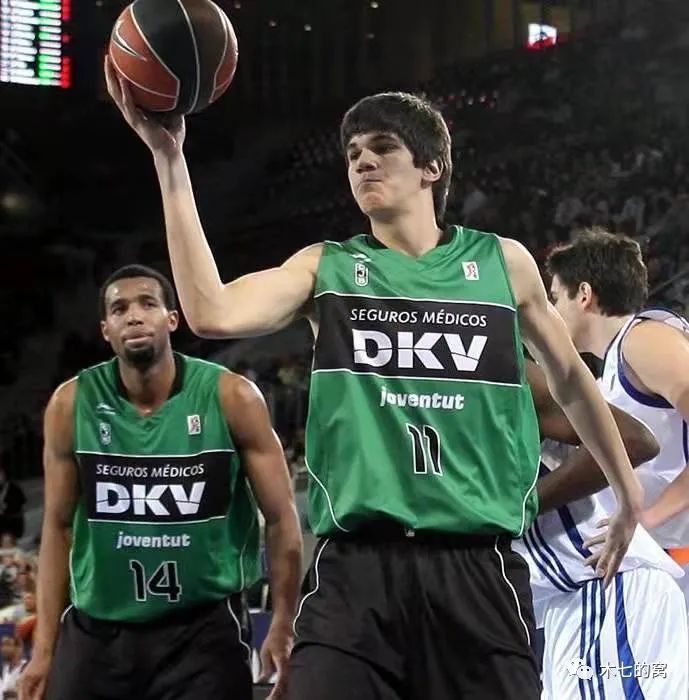 与此同时 与此同时