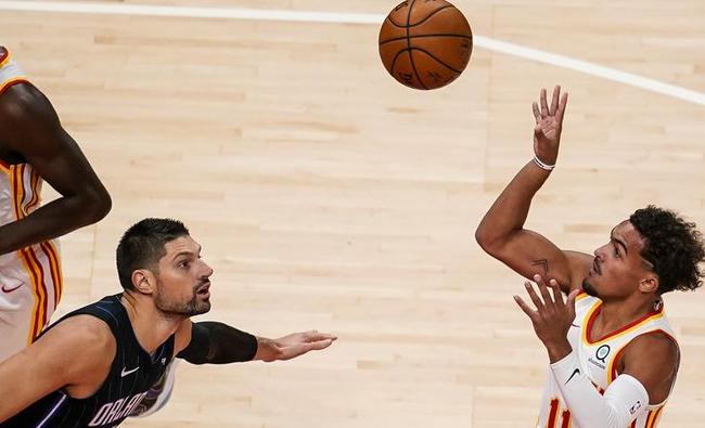 回顾本场比 回顾本场比