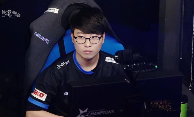 员在关键时 员在关键时